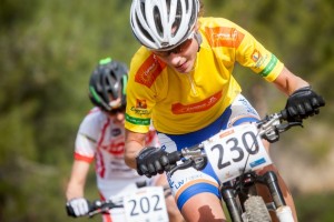 Marianne Vos_hanging_CSC13_Afxentia_acrossthecountry_mountainbike_xco_by Kuestenbrueck