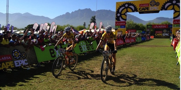  Sauser_kulhavy_stage5_finish_acrossthecountry_mountainbike_by-absacapeepic