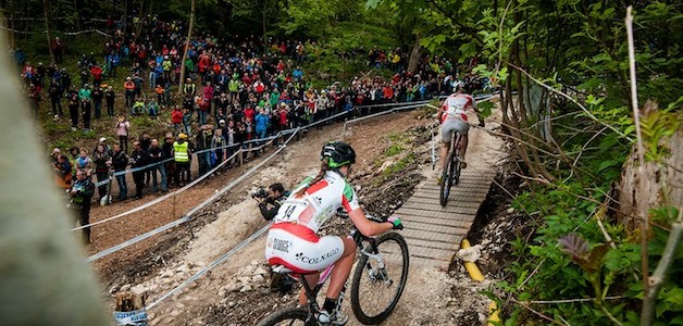 130519_ger_albstadt_xc_women_lechner_uphill_spectators_acrossthecountry_mountainbike_xco_by_weschta