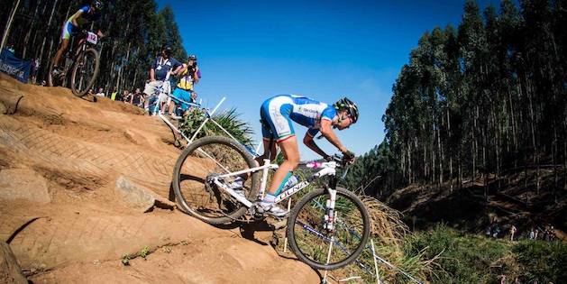  130831_RSA_Pietermaritzburg_XC_Women_Lechner_sideview_acrosstheountry_mountainbike_by_Maasewerd