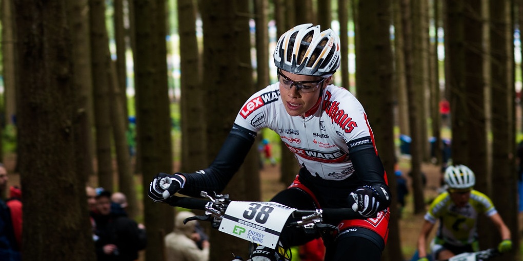  130727_AND_Vallnord_XC_Women_Klein_forest_frontal_close_acrossthecountry_mountainbike_1_by_Kuestenbrueck