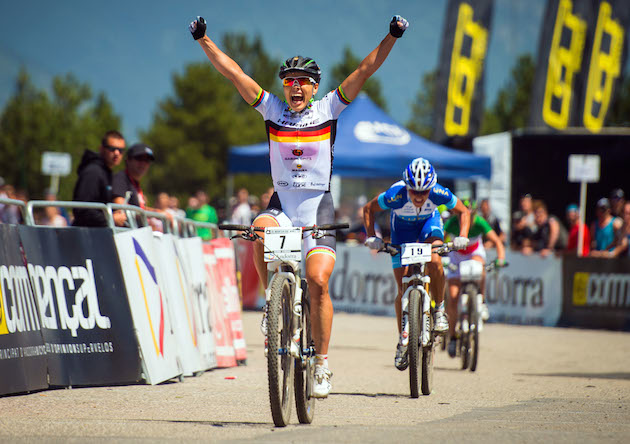  130727_AND_Vallnord_XC_Women_Spitz_finish_acrossthecountry_mountainbike_by_Kuestenbrueck