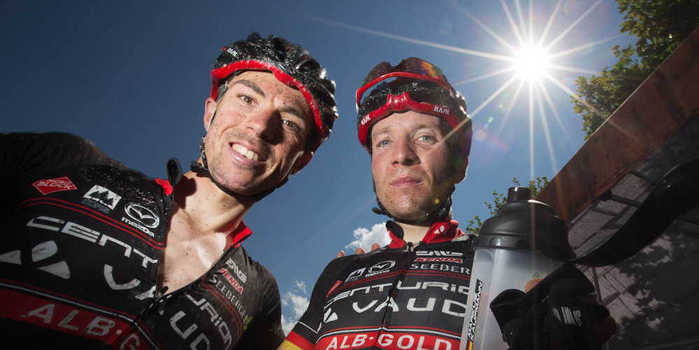 Die dreifachen Sieger der Craft Bike Transalp sind nach ihren Verletzungen auf einem guten Weg zurück: Jochen Käß (links) und Markus Kaufmann ©Henning Angerer/Craft Bike Transalp 